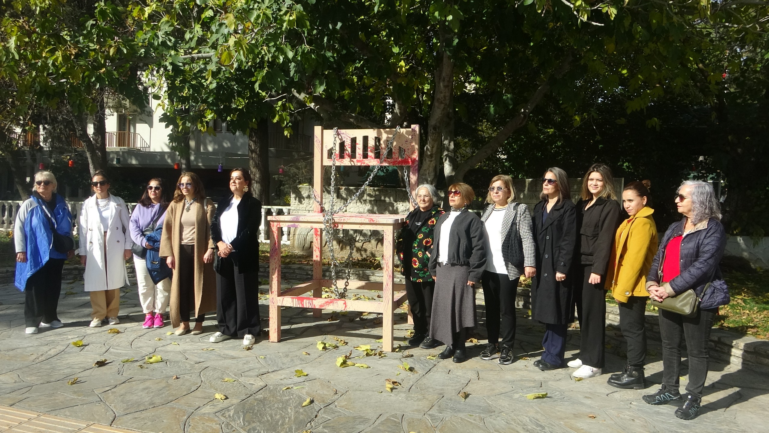 25 Kasım’da Muğla’da “Yalnız Değilsin” Mesajı Yükseliyor