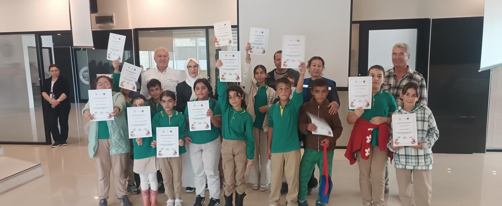 Büyükşehir’den Minik Tadımcılara Zeytinyağı Eğitimi