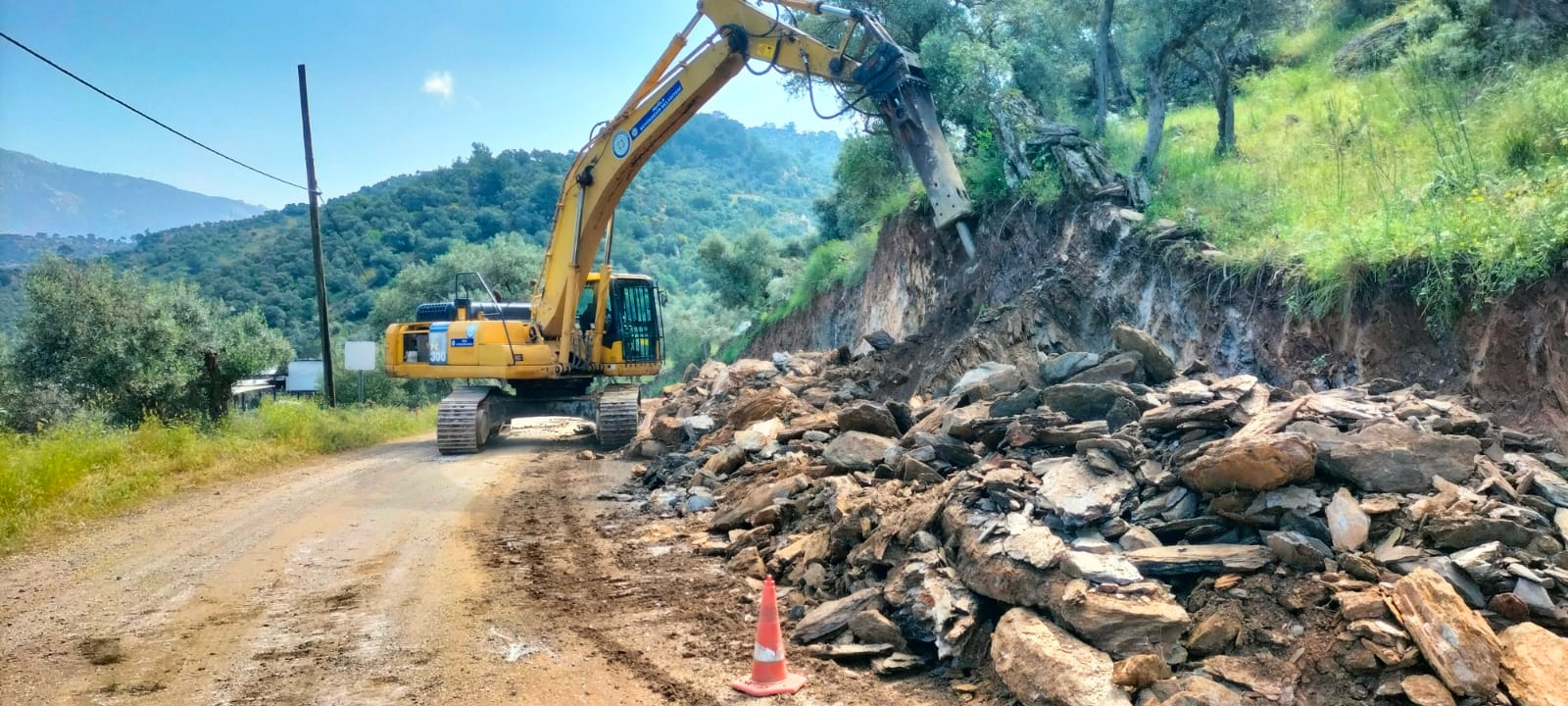 Büyükşehir’den Milas’ın Kırsal Mahallesine Ulaşım Yatırımı