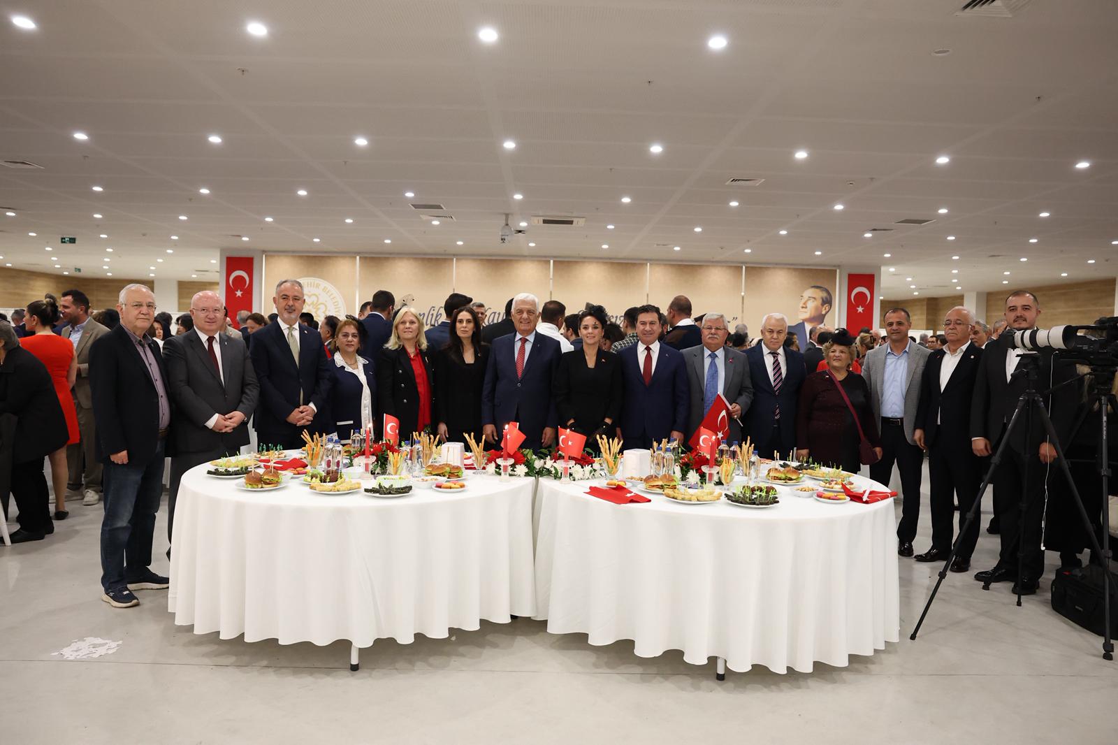 Muğla’da Cumhuriyet Balosunda 102 Yıllık Coşku