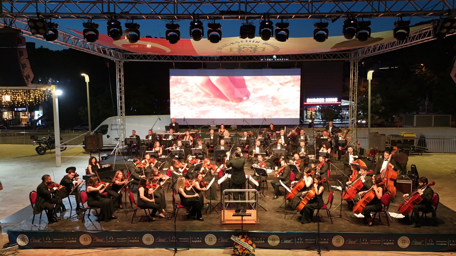 Büyükşehirden Sanatseverlere Çifte Konser
