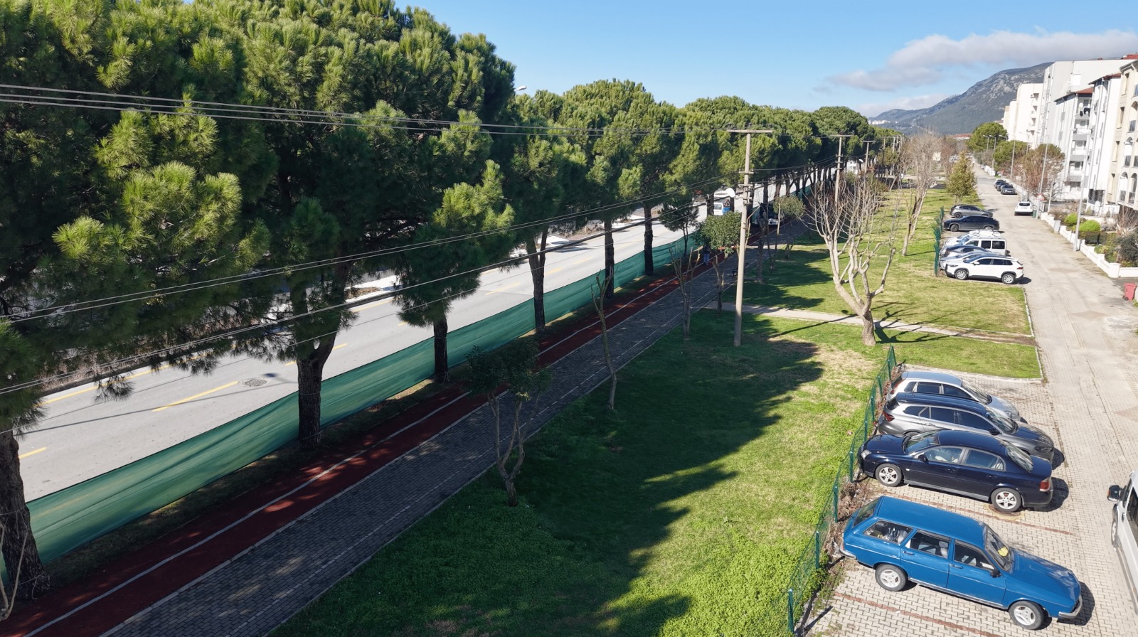 Menteşe Atatürk Bulvarı’nda Yürüyüş ve Bisiklet Yolları Yenileniyor