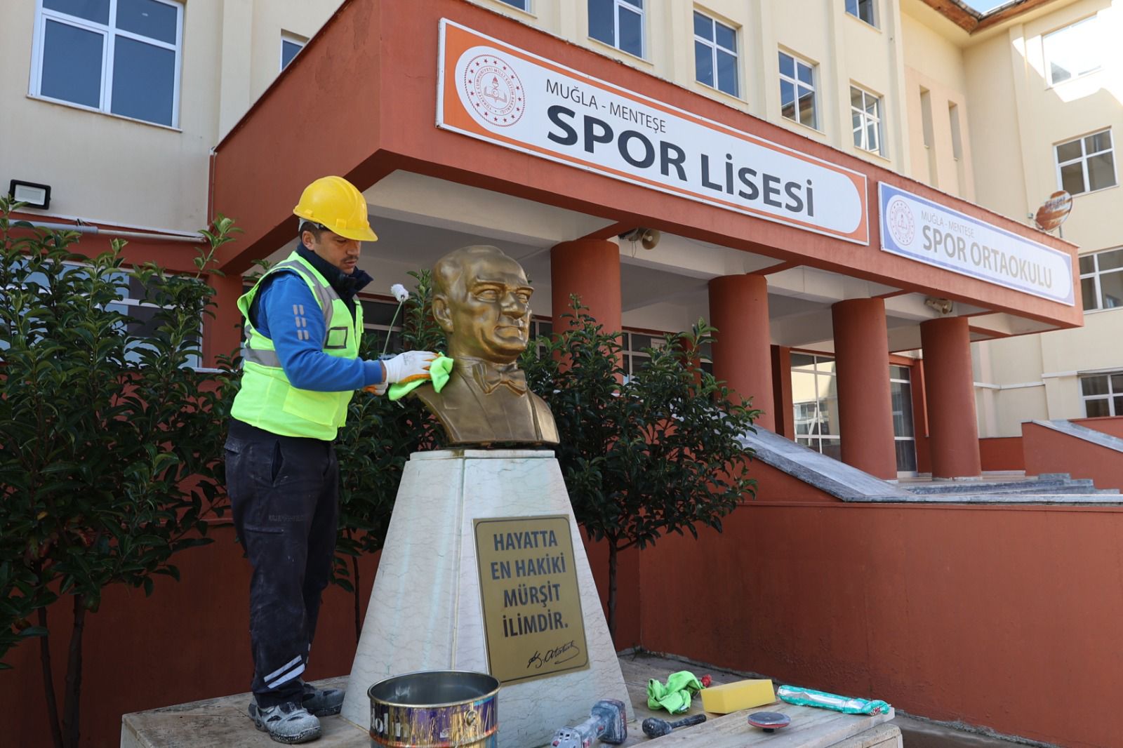 Büyükşehir’den Okullara Ara Tatil Bakımı
