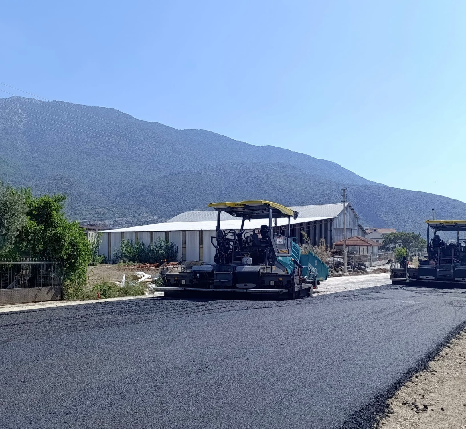 Büyükşehir, Toptancı Hal Bölgesi’nde Yolları Yeniliyor