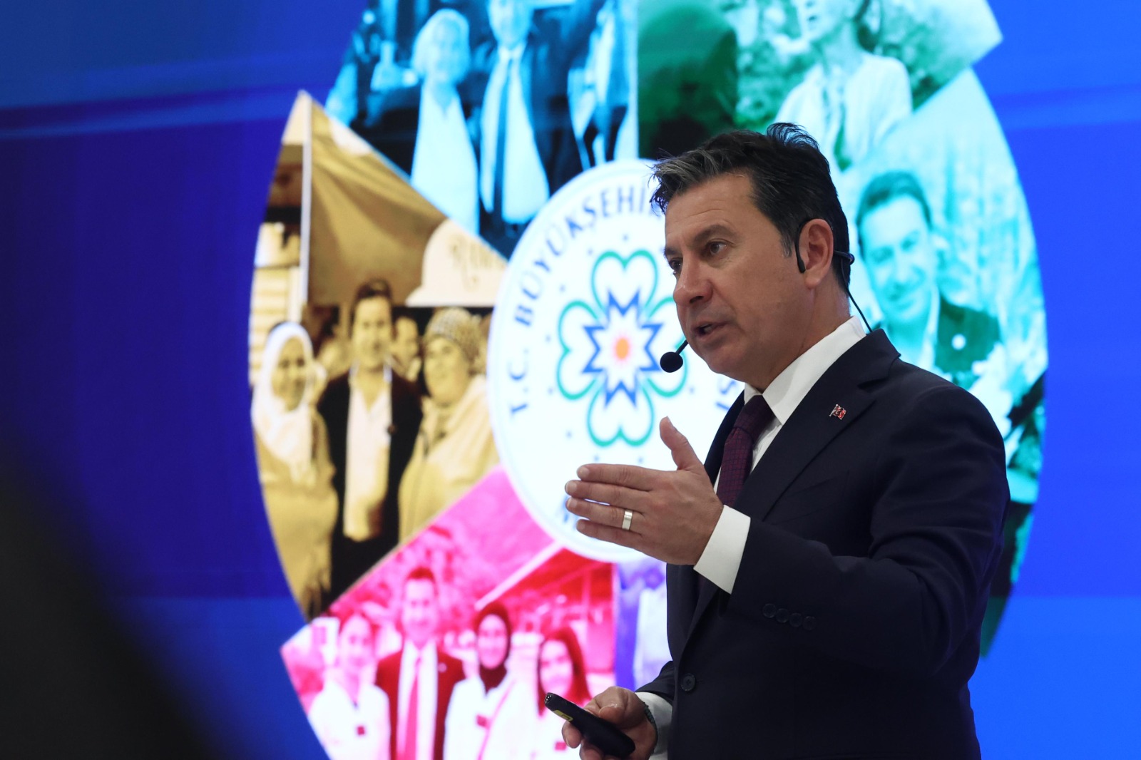 Başkan Aras’tan Hizmetlerle Dolu 1 Yılı Değerlendirme Toplantısı