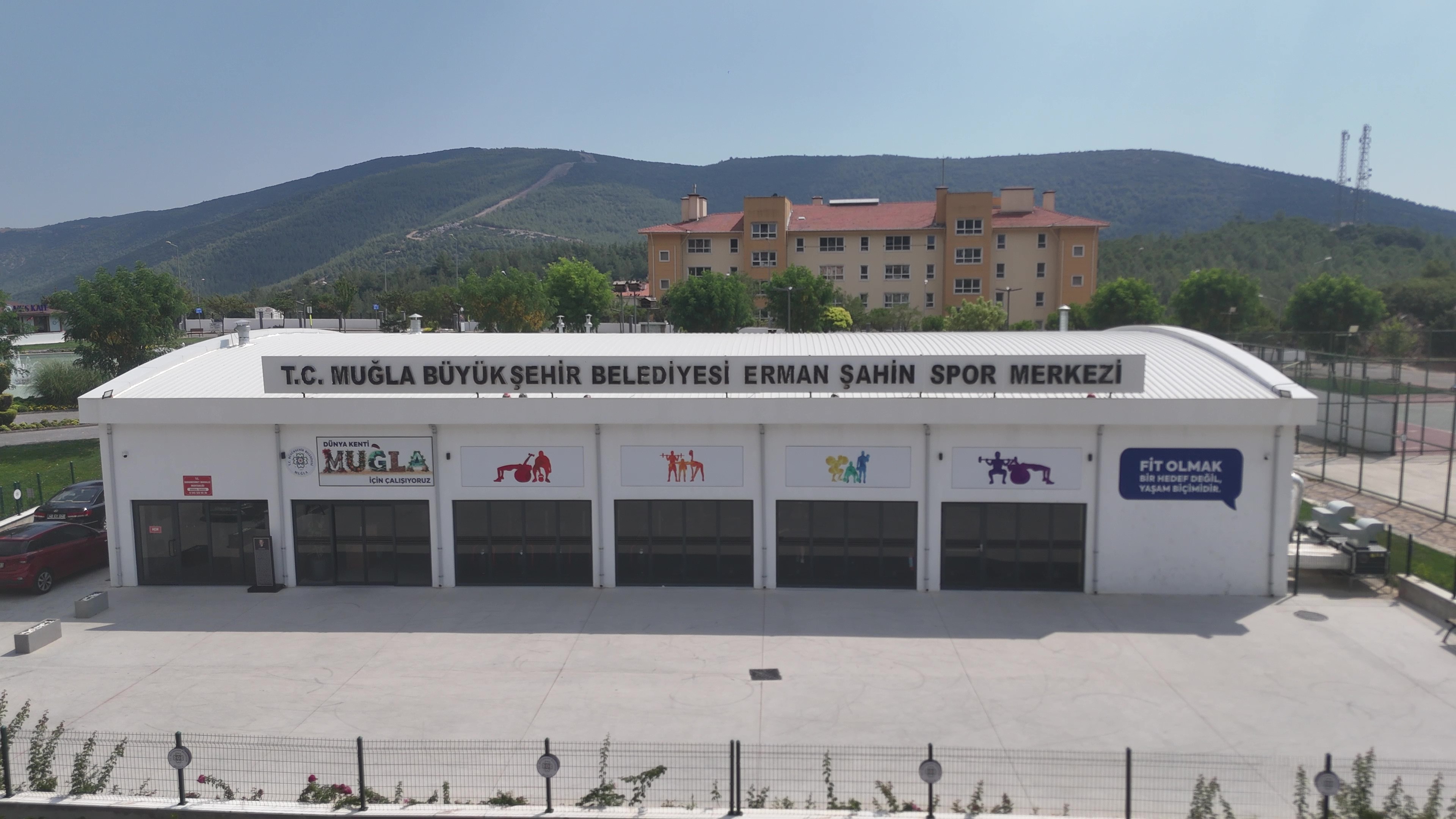 Erman Şahin Spor Merkezi Yoğun İlgi Görüyor