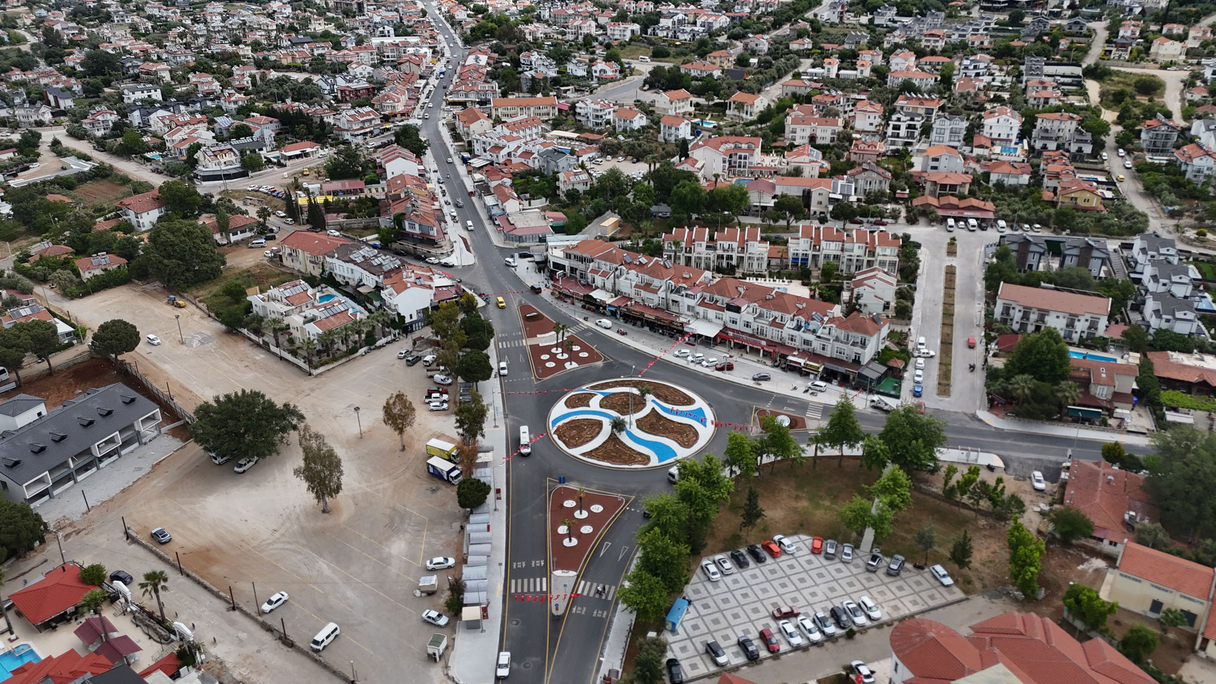 Ölüdeniz ve Kayaköy Turizm Sezona Yenilenen Yollarla Hazır